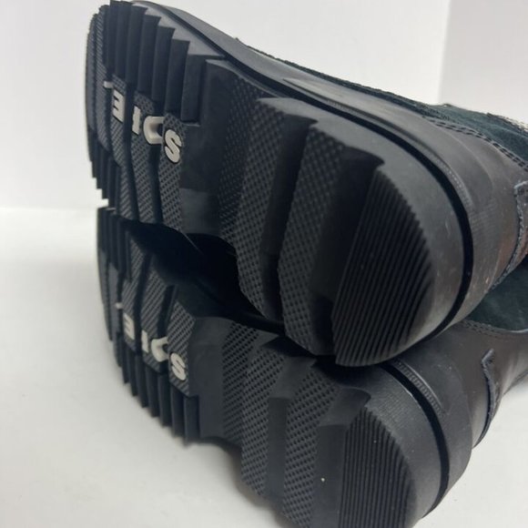 Sorel Black and White Winter Boots - Picture 5 of 6